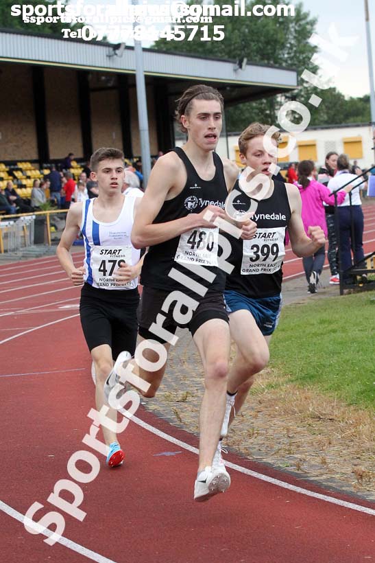 Graded 800 metres, North East Grand Prix, Monkton, Jarrow. Photo: David T. Hewitson/Sports for All Pics
